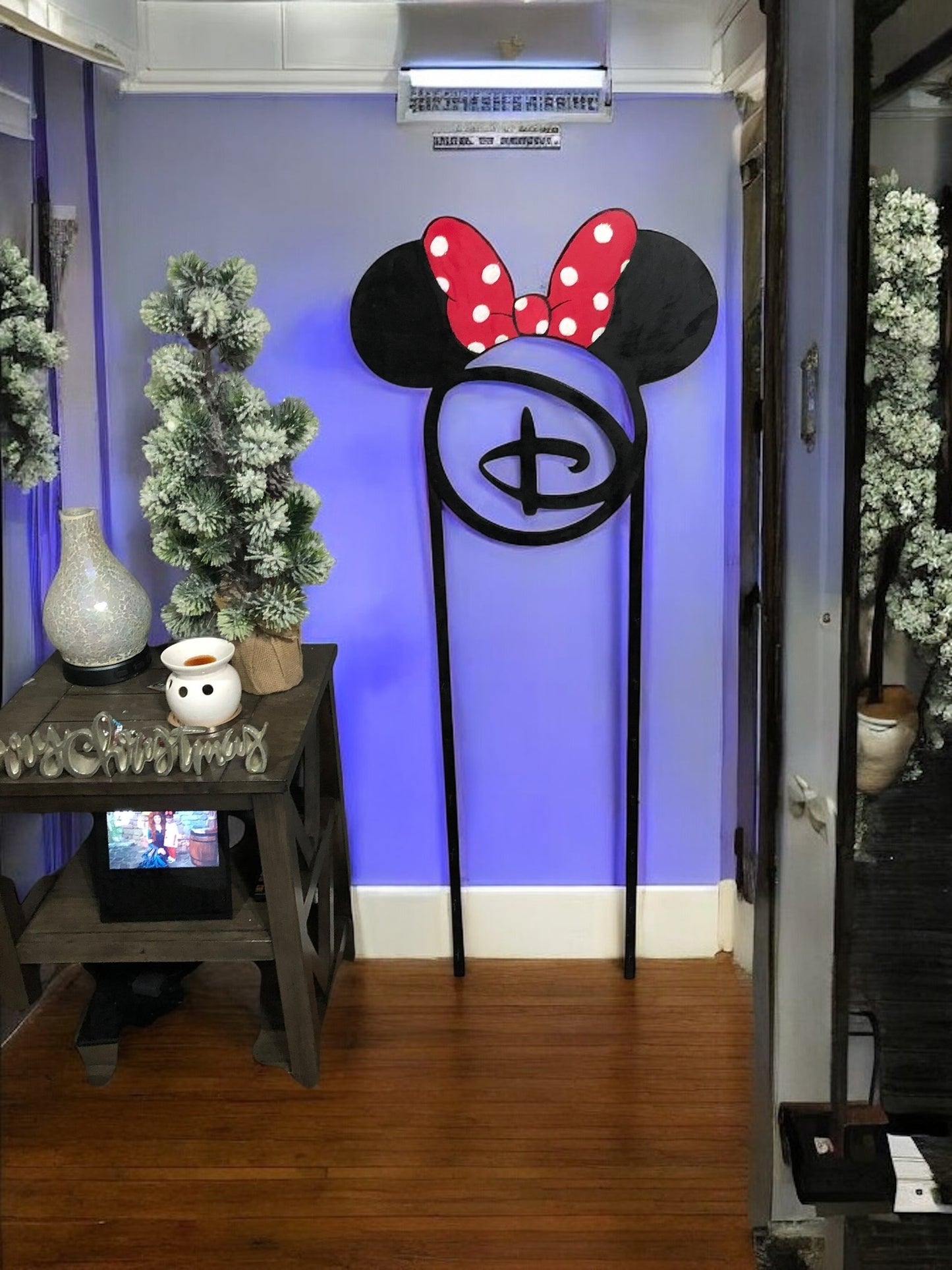 Minnie Mouse Headband or Jewelry Display with Battery and remote operated multicolor LED lights, Disney theme