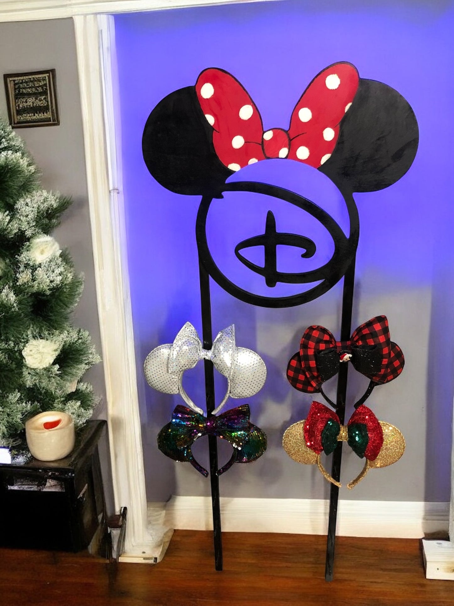 Minnie Mouse Headband or Jewelry Display with Battery and remote operated multicolor LED lights, Disney theme